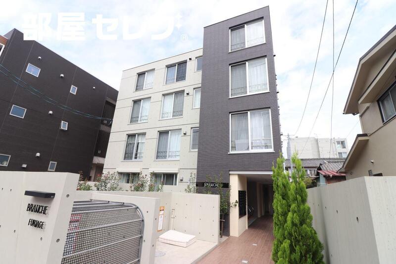 建物外観　モダンな建物でオシャレです。