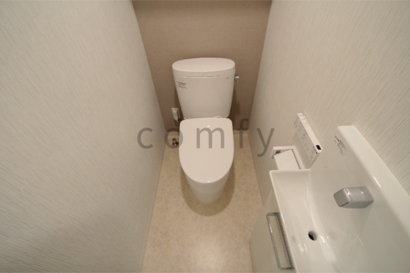 トイレ　ウォシュレット付きトイレ