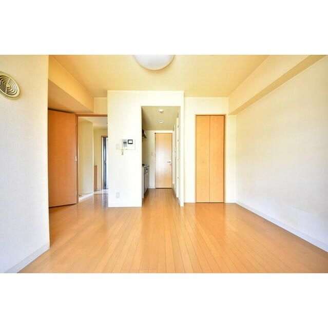 居室・リビング　プレール・ドゥーク神田