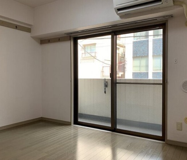 居室・リビング　★広々居室スペース★