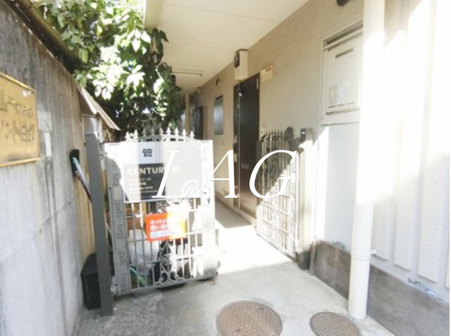 エントランス　門扉です。