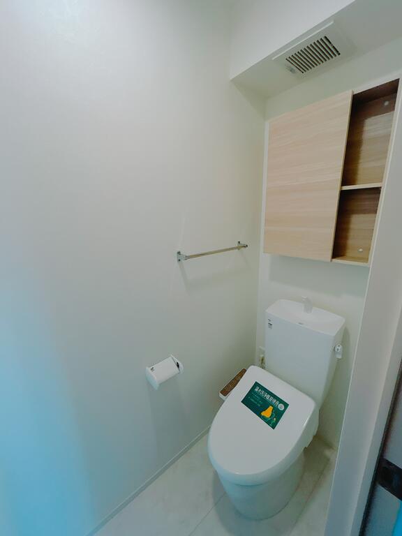 トイレ　203号室の写真