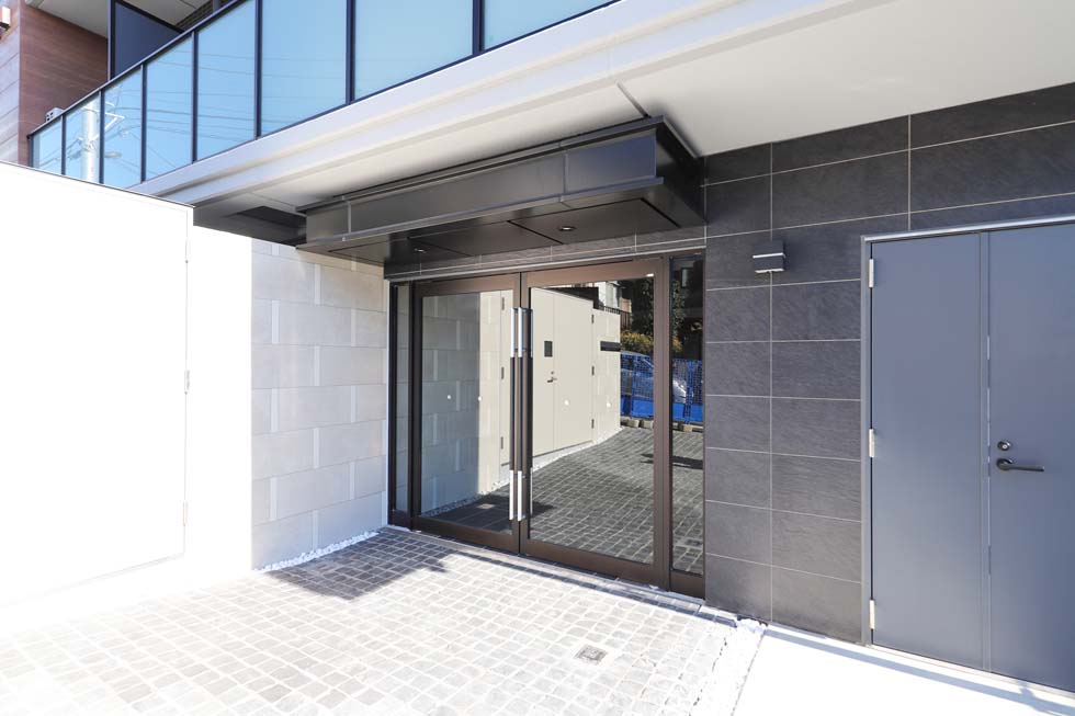 建物外観　落ち着いた雰囲気の外観です