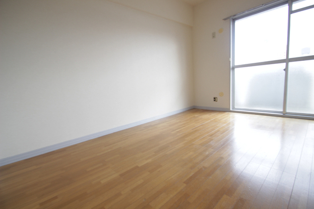 居室・リビング　※別室の参考写真の為、現況優先です。