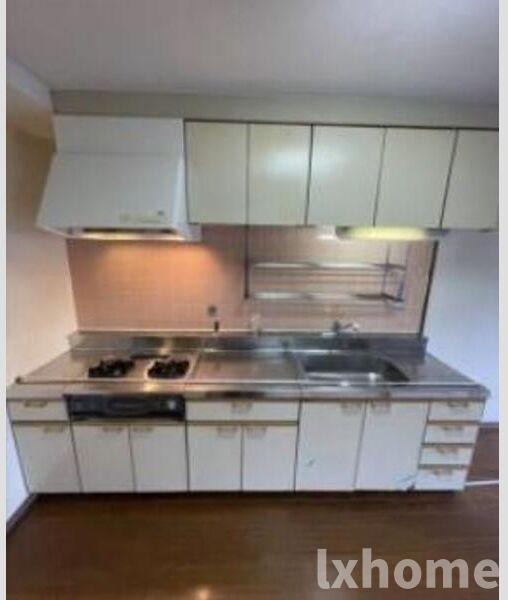 キッチン　コンパクトなキッチンで掃除もラクラク