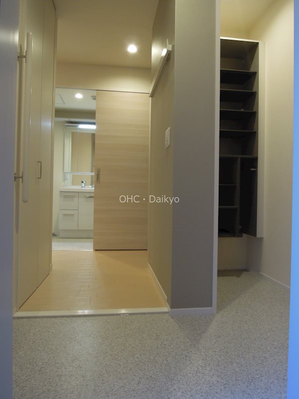 玄関　同タイプイメージ