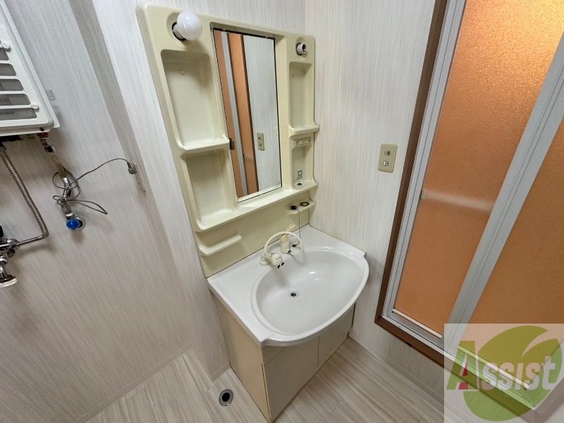 洗面設備　シャンプードレッサーで身支度もラクラクです！