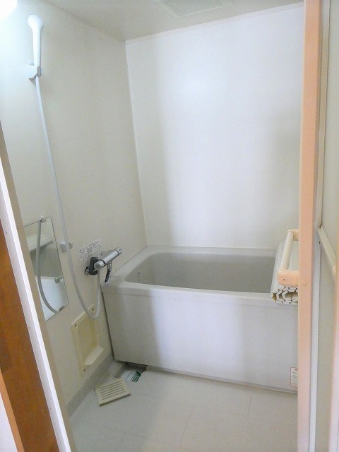 バス・シャワールーム　※別部屋参考写真です。