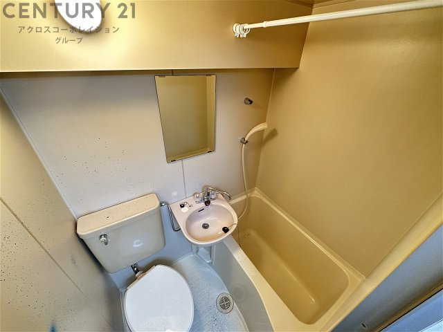 バス・シャワールーム　シンプルで機能的なユニットバスです！