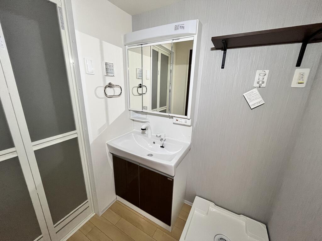 洗面設備　※同施工会社参考写真