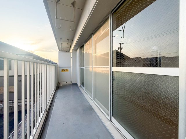 バルコニー　バルコニーがあります