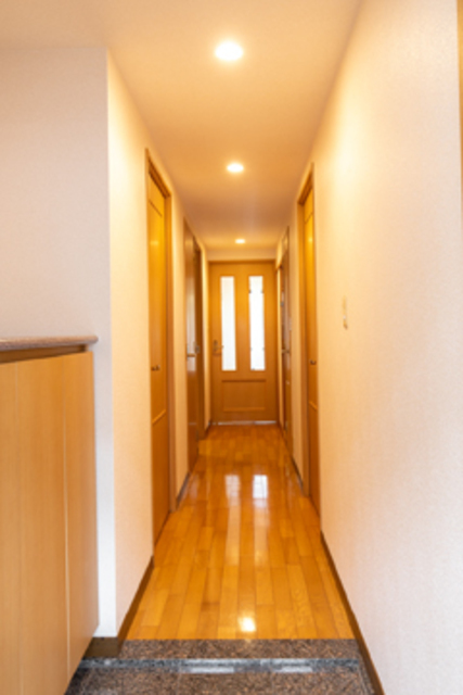 玄関　※写真は同タイプ住戸です。