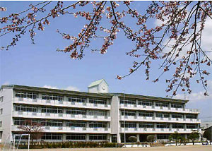 小学校　盛岡市立 上田小学校（小学校）まで223m