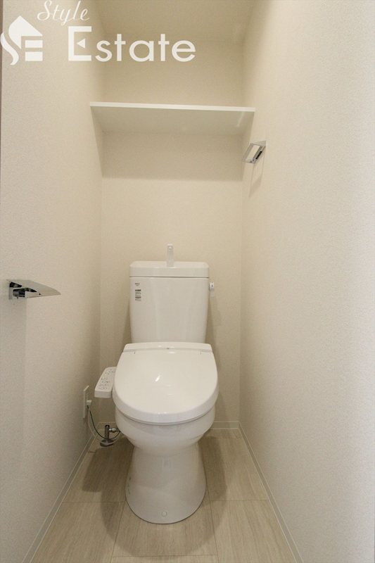 トイレ　同仕様内装