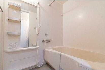 バス・シャワールーム　同建物別間取り参考写真