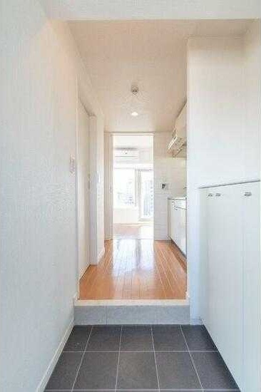 玄関　同建物別間取り参考写真