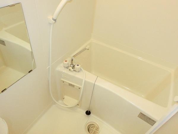 バス・シャワールーム　綺麗です♪