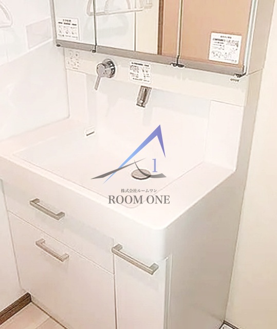 洗面設備　独立洗面台です。