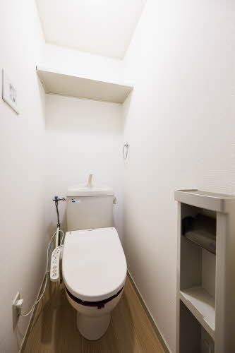 トイレ　トイレ