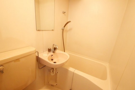 バス・シャワールーム　※別号室の写真使用