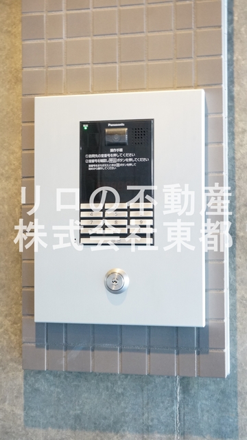 セキュリティ　不審者やセールスなどの侵入を防ぐことができるオートロック付！