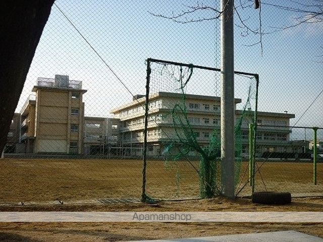 中学校　郡山市立郡山第六中学校（中学校）まで500m