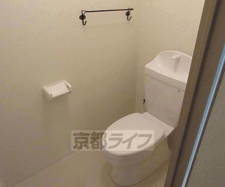 トイレ　清潔感のあるトイレです