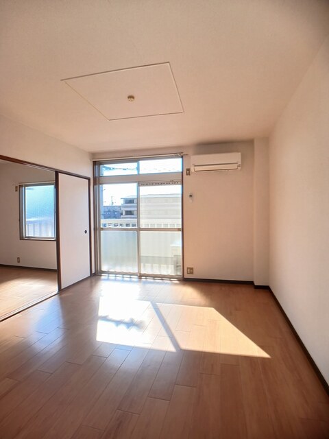 居室・リビング　居室・リビング