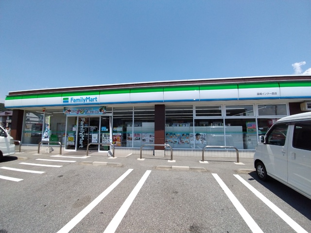 ホームセンター　くろがねや徒歩５分（ホームセンター）まで400m