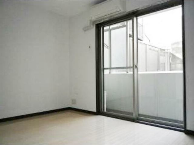 居室・リビング　同仕様参考写真