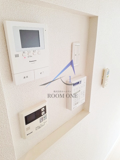 セキュリティ　モニター付きインターホンです。