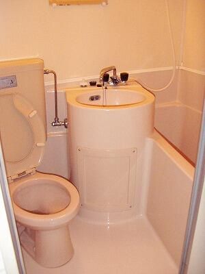 バス・シャワールーム