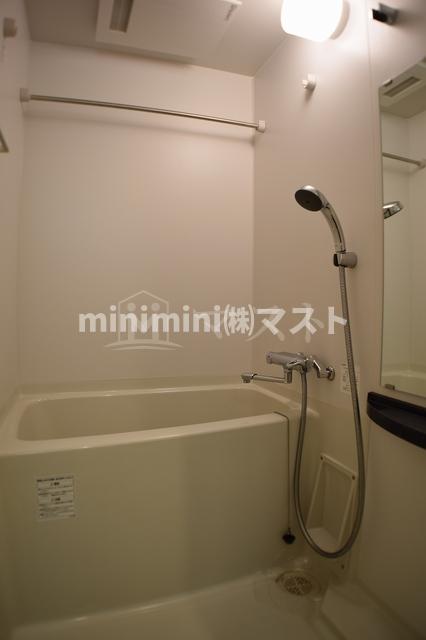 バス・シャワールーム　別部屋参考写真