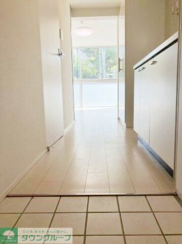 玄関　お部屋探しは株式会社　タウンハウジング　までお気軽にお問合…