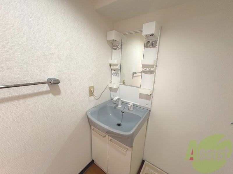 洗面設備　独立洗面台が付いてるので日々の身支度もできます。