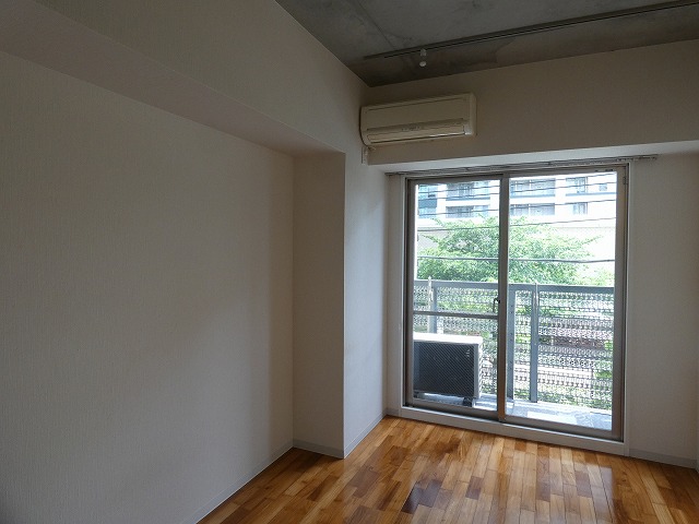 居室・リビング　居室※別部屋参考写真