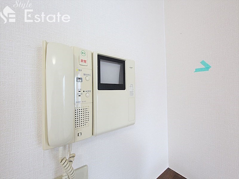 セキュリティ　モニター付きインターホン