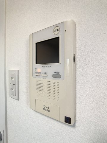 セキュリティ　来訪者が確認できる女性に安心の「TVモニターホン」