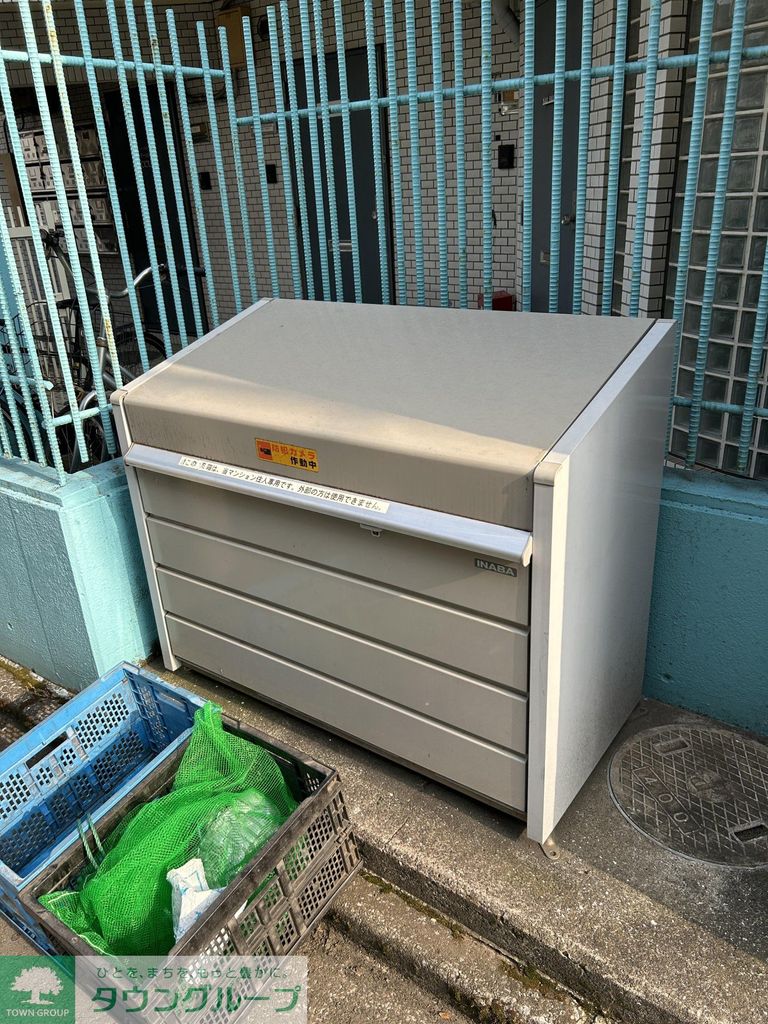 建物外観　別角度からの外観