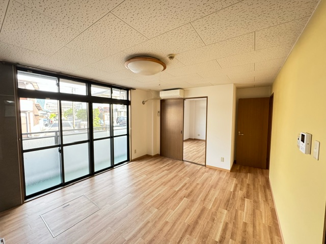 居室・リビング　使いやすい居間です