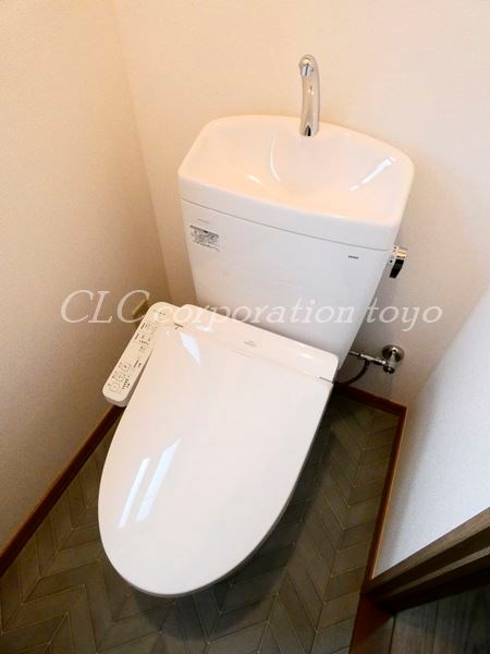 トイレ　他号室写真代用中