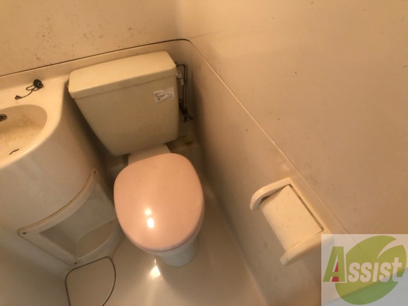 トイレ　こちらはトイレです。清潔感があり、安心して使用できます。