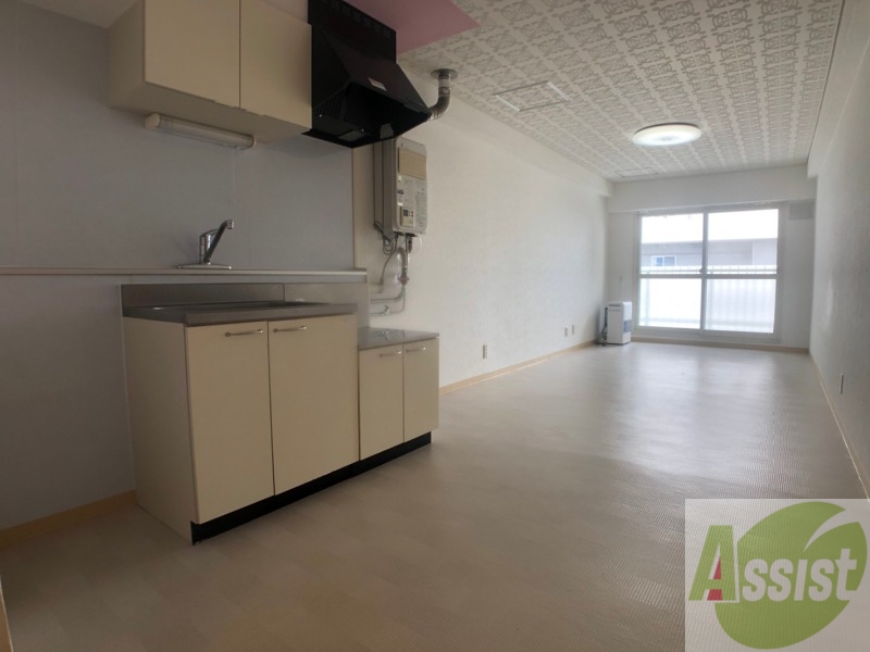 居室・リビング　広くてキレイなお部屋が広がっていて、充実した生活が送れそう。