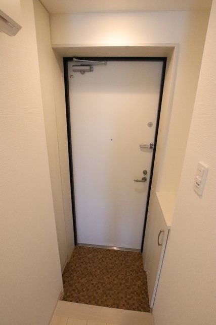 玄関　【他号室参考写真】