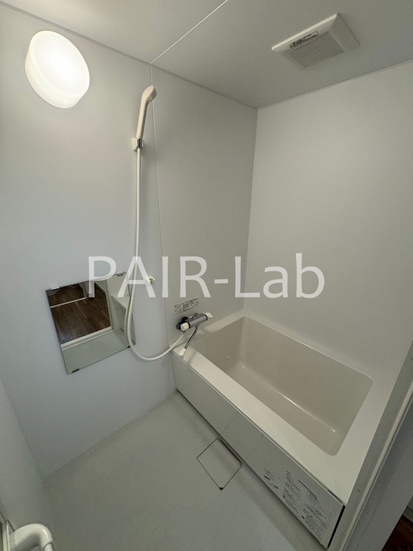 バス・シャワールーム　同物件別部屋の参考写真です。(現況優先)