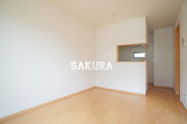 居室・リビング　開放感のあるゆったりとしたお部屋です♪