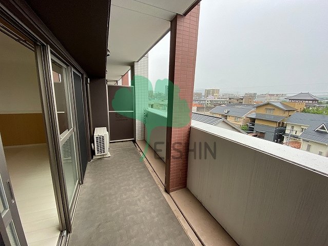 バルコニー　日当たりの良いバルコニーです！