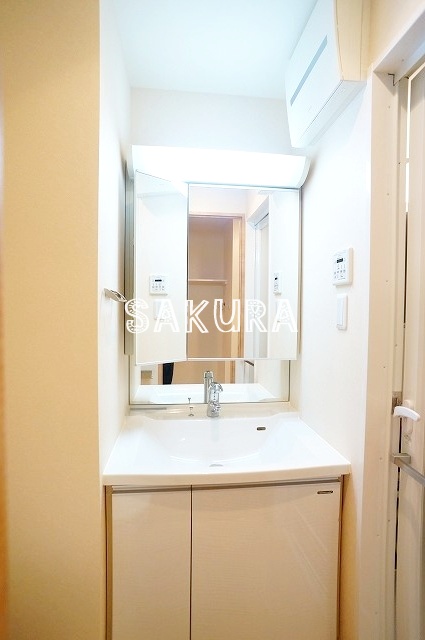 洗面設備　身支度に便利な洗面台♪