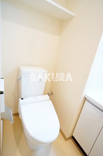 トイレ　嬉しい温水洗浄便座♪