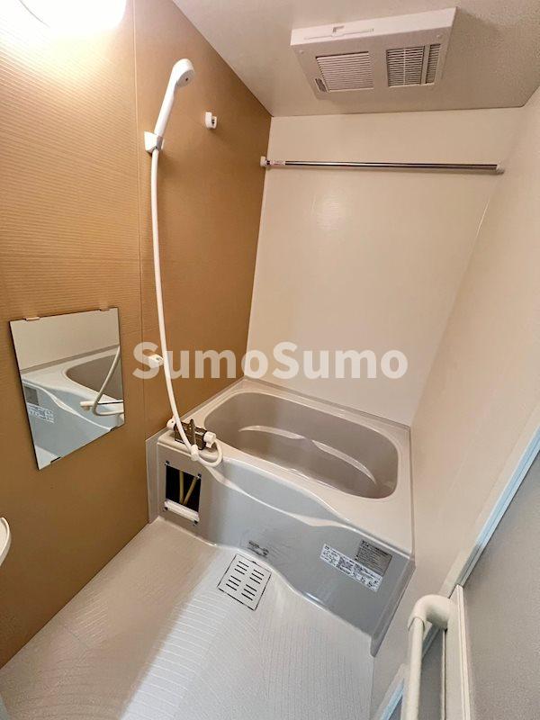 バス・シャワールーム　ゆったり過ごせるお風呂です